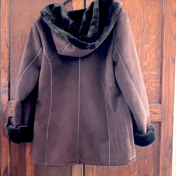 Marvin Richards women’s large coat, faux suede leather and faux fur. - Picture 2 of 8